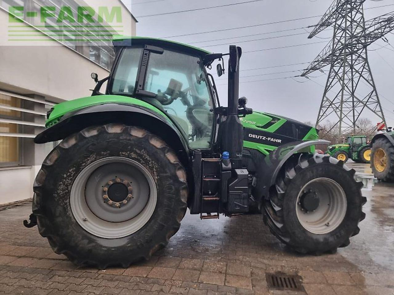 Deutz-Fahr agrotron 7250 ttv - Traktors: foto 3 Deutz-Fahr agrotron 7250 ttv - Traktors: foto 3