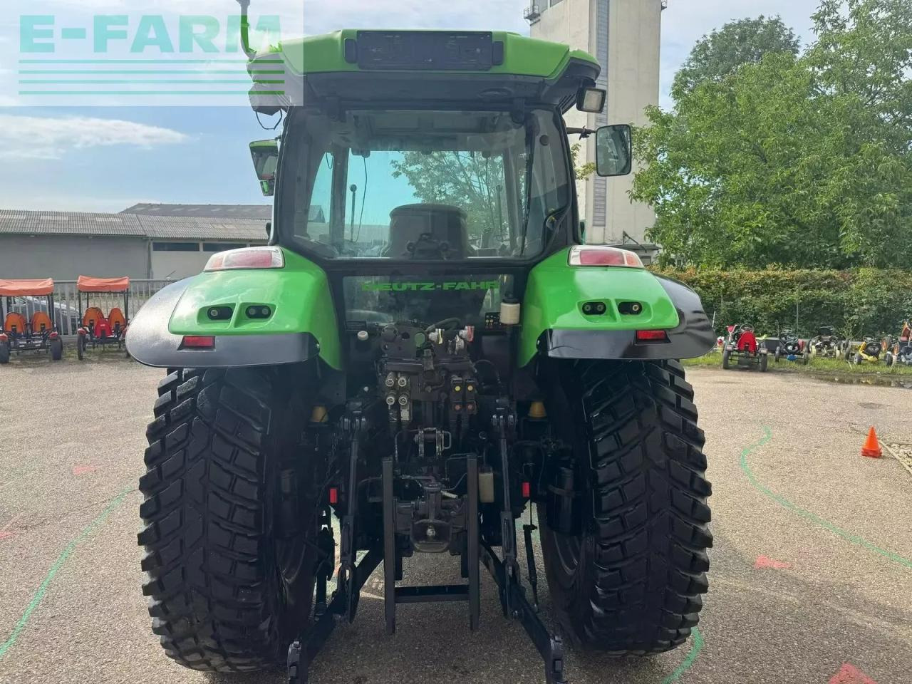 Deutz-Fahr agrotron k 100 - Traktors: foto 2 Deutz-Fahr agrotron k 100 - Traktors: foto 2