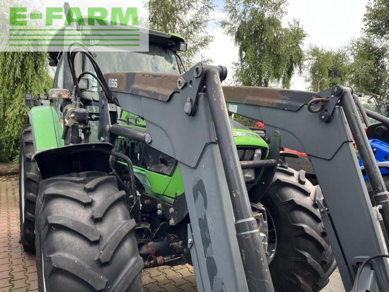 Deutz-Fahr agrotron k90 + quicke q55 - Traktors: foto 3 Deutz-Fahr agrotron k90 + quicke q55 - Traktors: foto 3