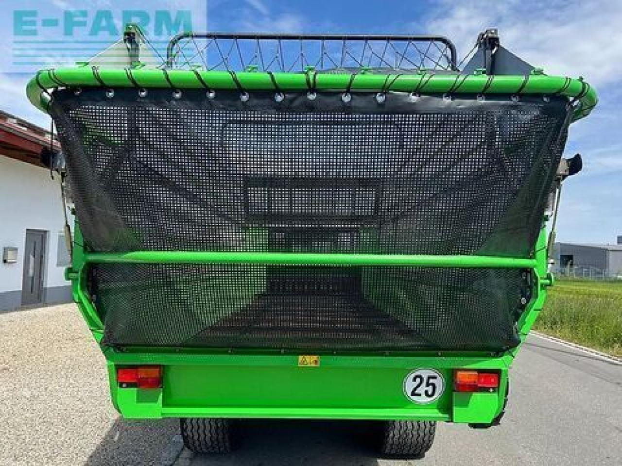 Deutz-Fahr k 7.39 in sehr gutem zustand und mit breiter pic - Lauksaimniecības piekabe-pašizgāzējs: foto 5 Deutz-Fahr k 7.39 in sehr gutem zustand und mit breiter pic - Lauksaimniecības piekabe-pašizgāzējs: foto 5