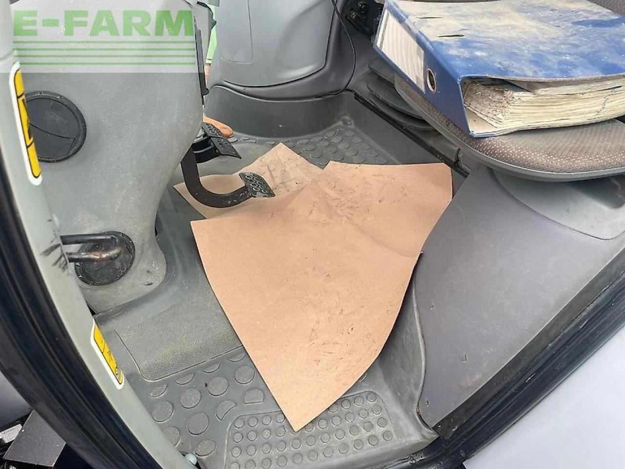 Traktors Deutz-Fahr lamborghini r 6.160.4: foto 18