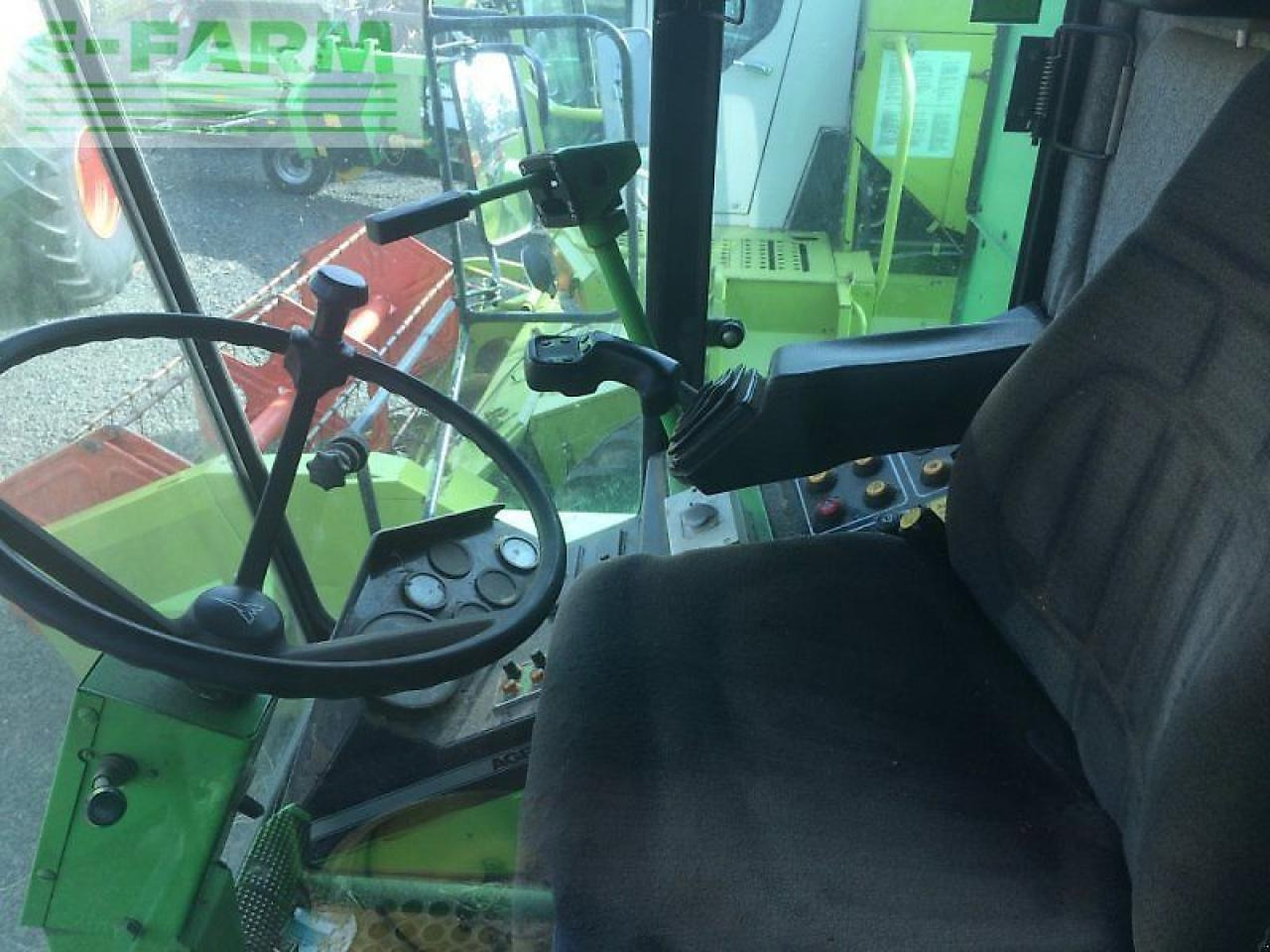 Deutz-Fahr m 35.40 - Labības kombains: foto 5 Deutz-Fahr m 35.40 - Labības kombains: foto 5