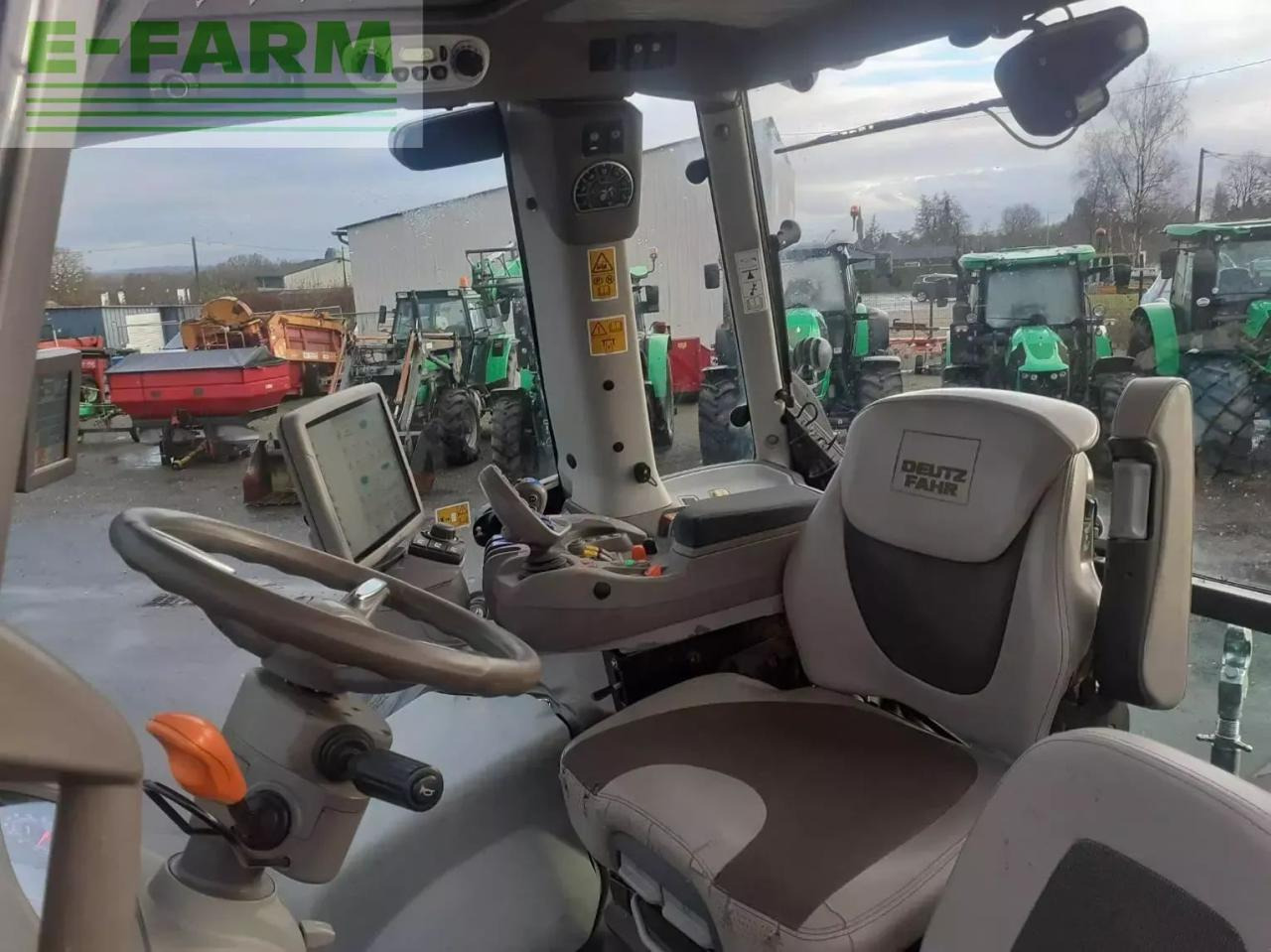 Deutz-Fahr tracteur agricole serie7ttvagrotron 7250 ttv warri TTV - Traktors: foto 4 Deutz-Fahr tracteur agricole serie7ttvagrotron 7250 ttv warri TTV - Traktors: foto 4