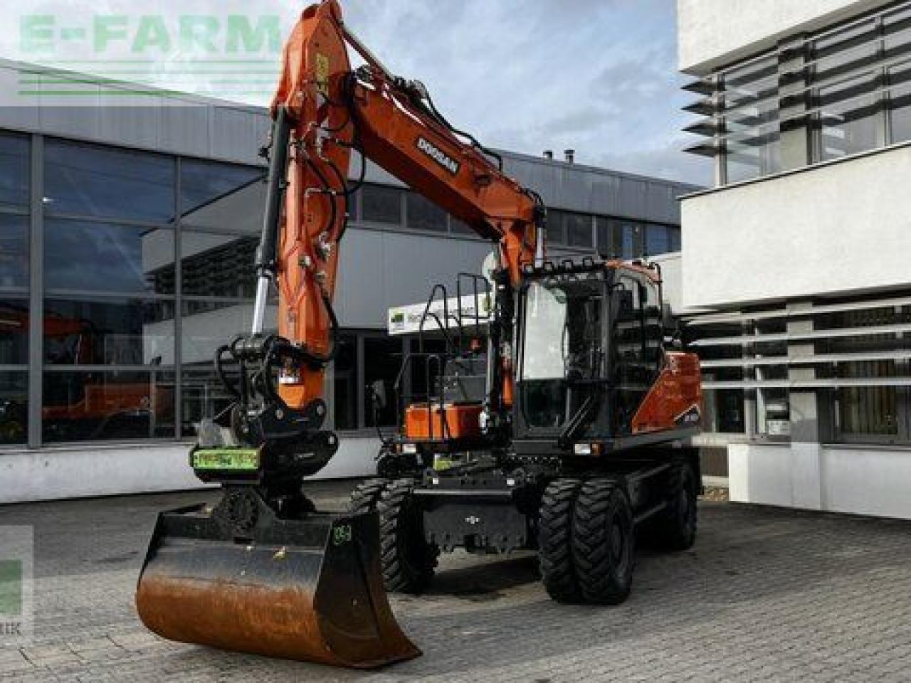 Doosan dx 160w-7 - Riteņu ekskavators: foto 1 Doosan dx 160w-7 - Riteņu ekskavators: foto 1