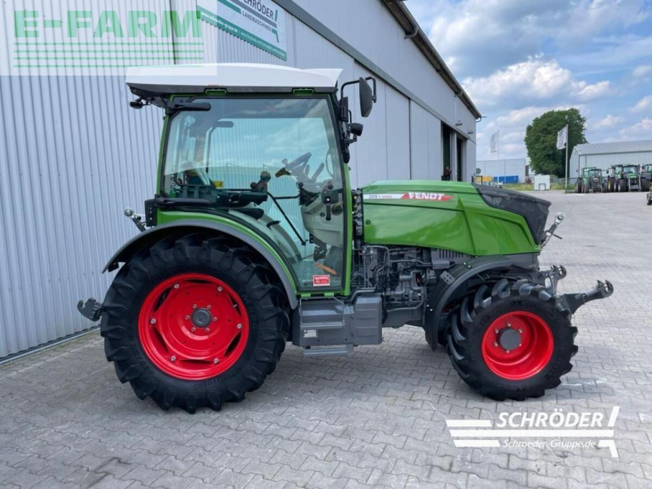 Fendt 209 f vario gen3 power F - Traktors: foto 2 Fendt 209 f vario gen3 power F - Traktors: foto 2