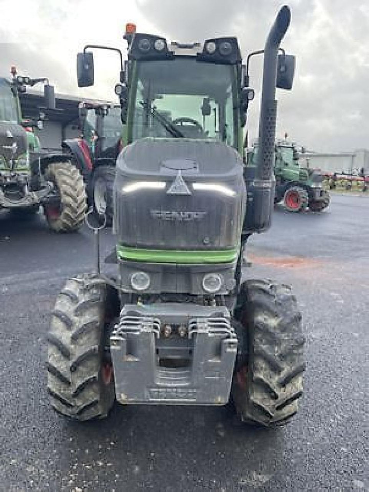 Fendt 209 v vario V - Traktors: foto 2 Fendt 209 v vario V - Traktors: foto 2