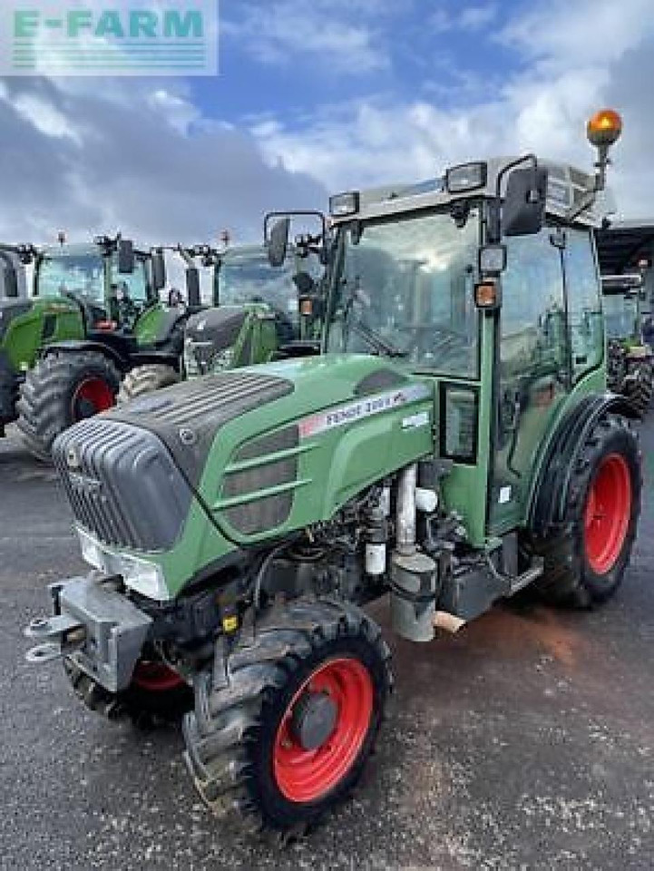 Fendt 209 v vario V - Traktors: foto 1 Fendt 209 v vario V - Traktors: foto 1