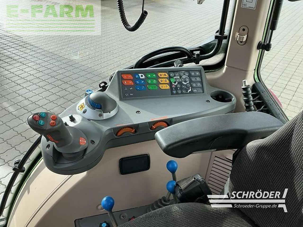 Fendt 310 vario s4 power Power - Traktors: foto 2 Fendt 310 vario s4 power Power - Traktors: foto 2
