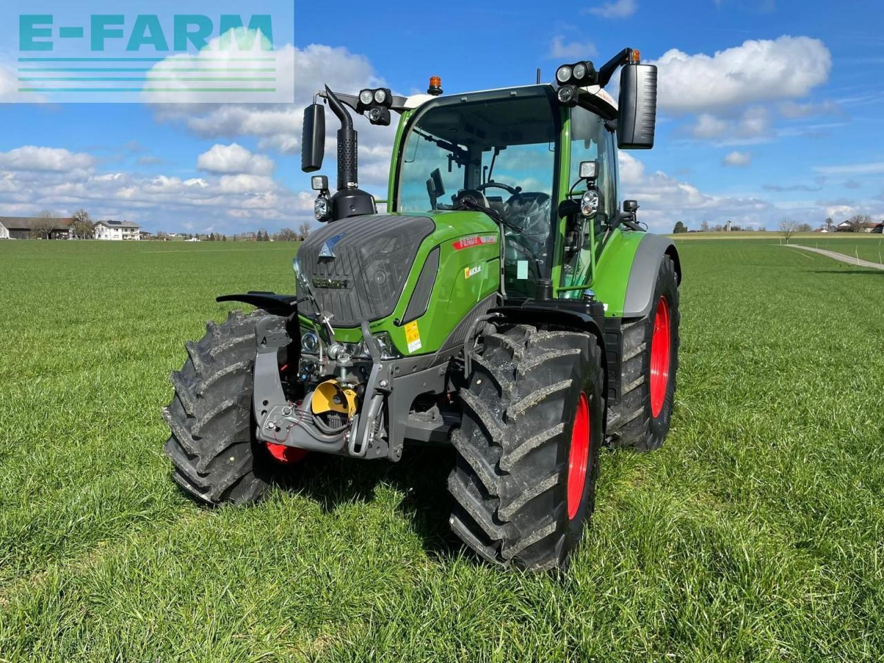 Fendt 311 vario profi+ ProfiPlus - Traktors: foto 1 Fendt 311 vario profi+ ProfiPlus - Traktors: foto 1