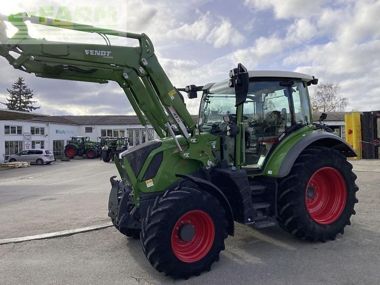 Fendt 311 vario s4 profi plus ProfiPlus - Traktors: foto 4 Fendt 311 vario s4 profi plus ProfiPlus - Traktors: foto 4