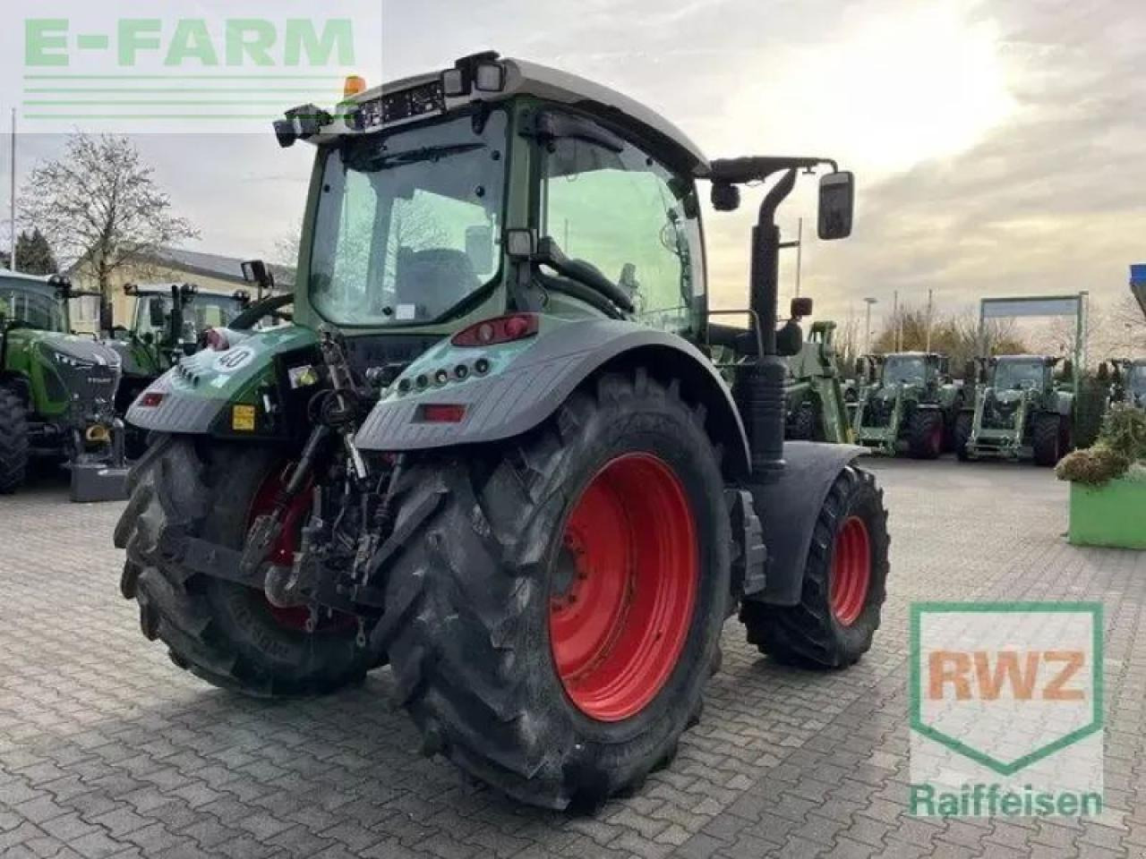 Fendt 313 s4 profi mit frontlader - Traktors: foto 5 Fendt 313 s4 profi mit frontlader - Traktors: foto 5