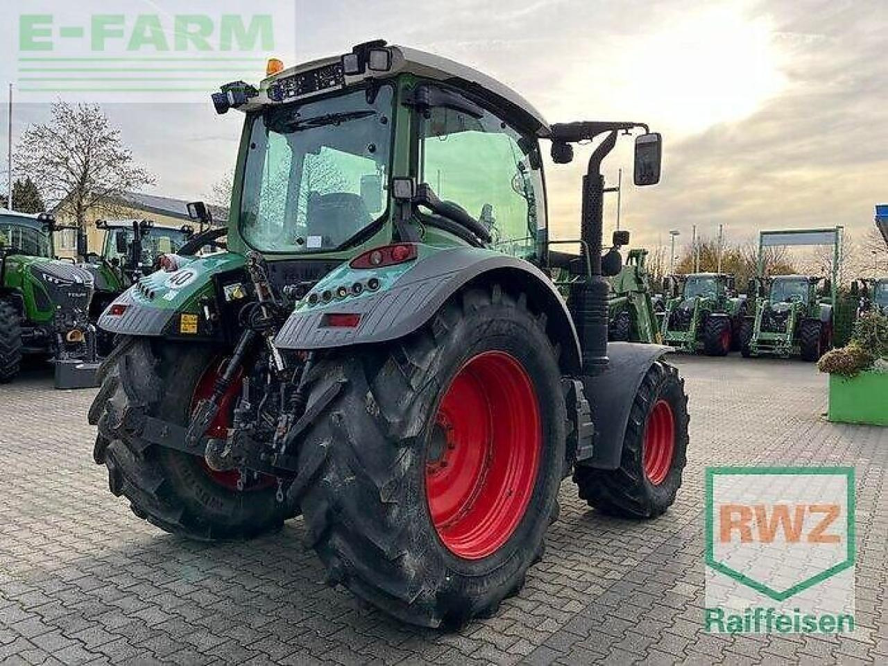 Fendt 313 s4 profi mit frontlader - Traktors: foto 5 Fendt 313 s4 profi mit frontlader - Traktors: foto 5