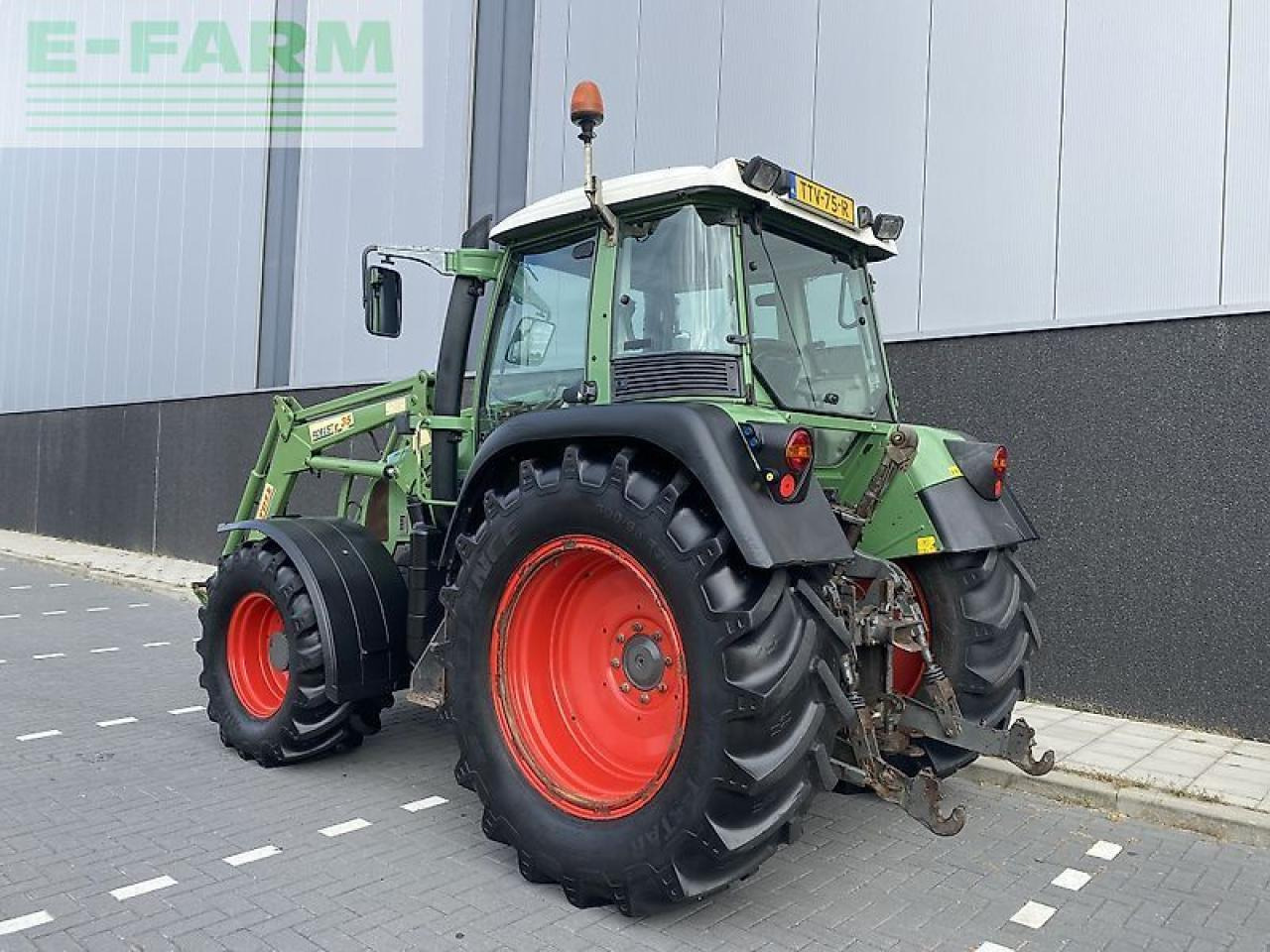 Fendt 409 vario met stoll fz 35 voorlader - Traktors: foto 4 Fendt 409 vario met stoll fz 35 voorlader - Traktors: foto 4