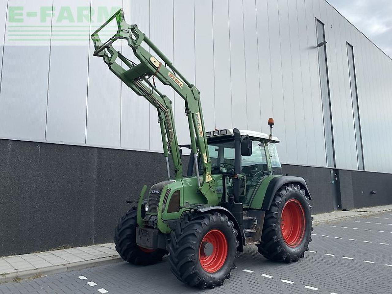 Fendt 409 vario met stoll fz 35 voorlader - Traktors: foto 1 Fendt 409 vario met stoll fz 35 voorlader - Traktors: foto 1