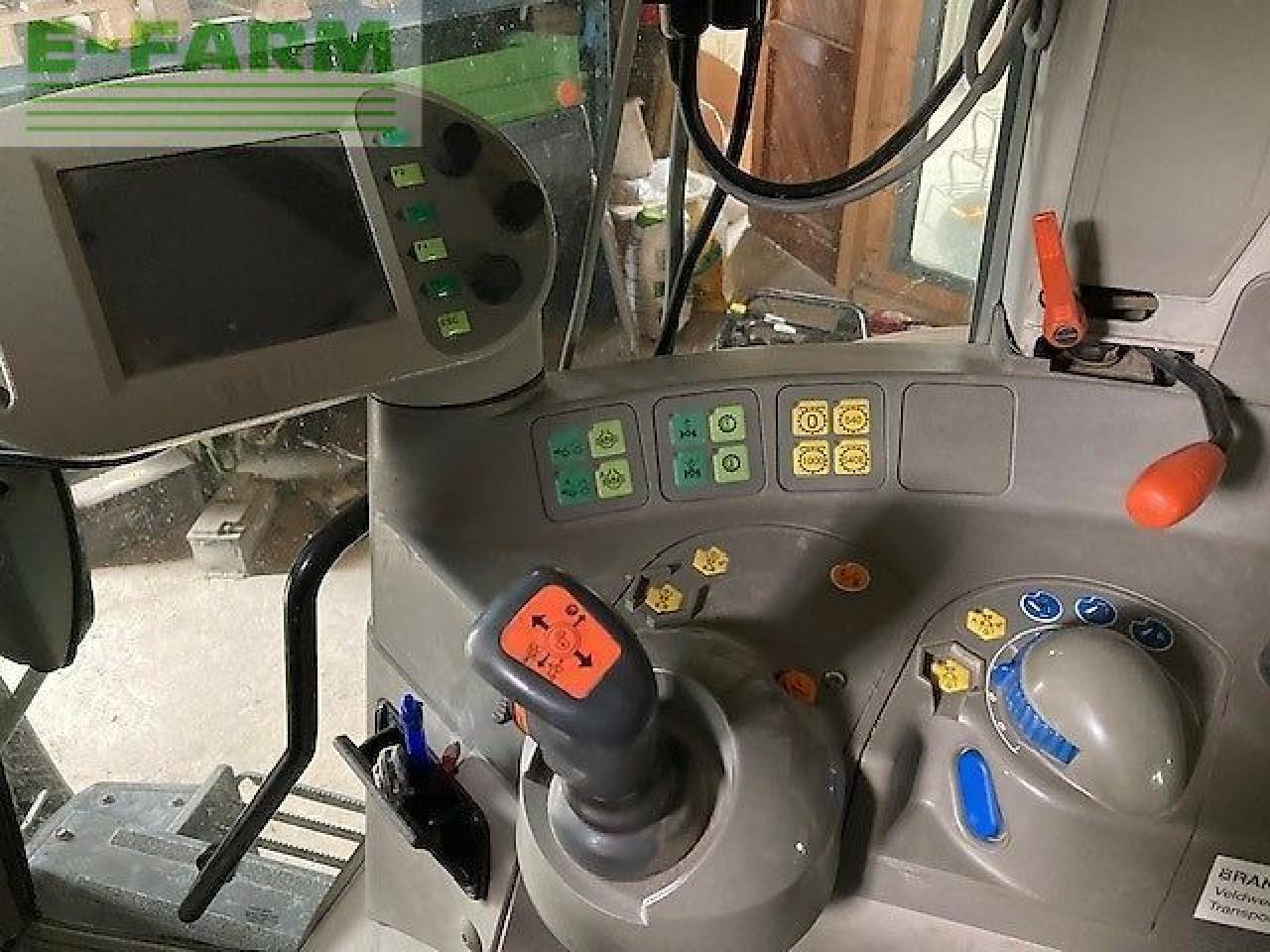 Fendt 412 - Traktors: foto 4 Fendt 412 - Traktors: foto 4