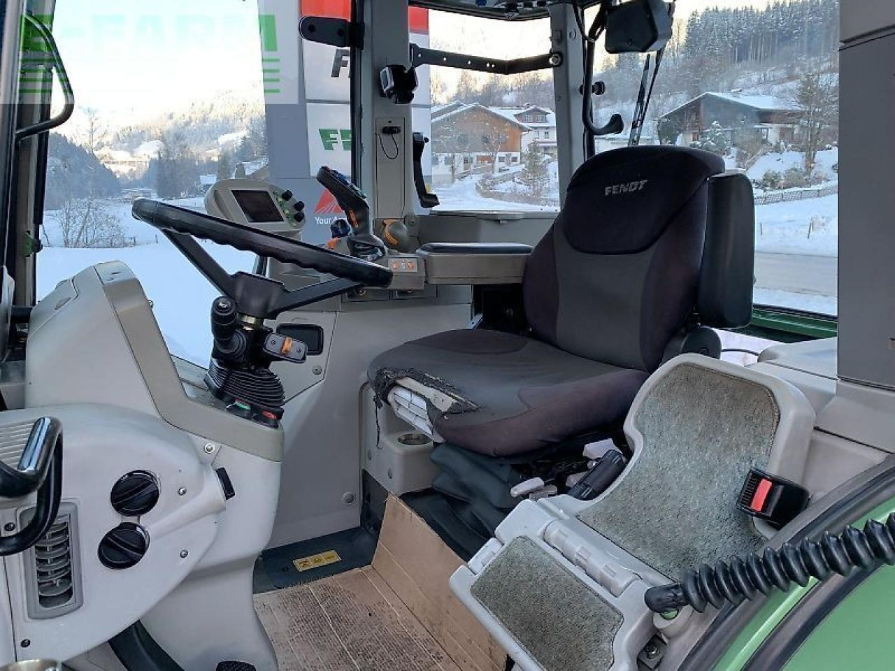 Traktors Fendt 412 vario: foto 11