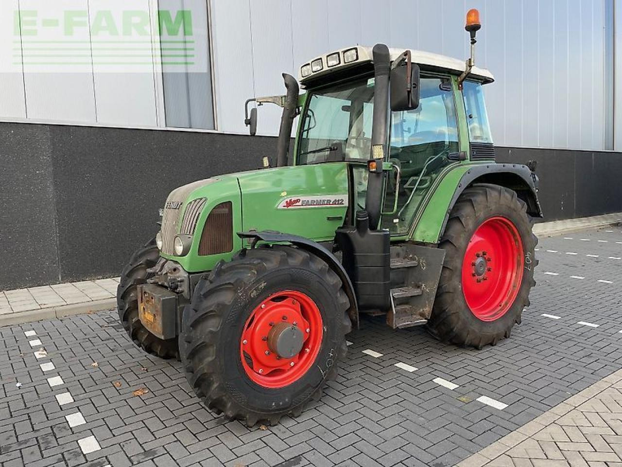 Fendt 412 vario farmer - Traktors: foto 1 Fendt 412 vario farmer - Traktors: foto 1