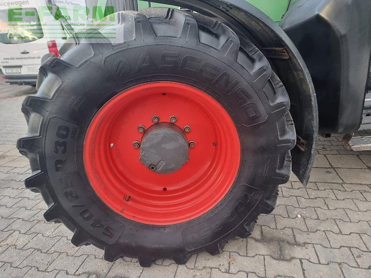 Traktors Fendt 718 vario comiii: foto 6 Traktors Fendt 718 vario comiii: foto 6
