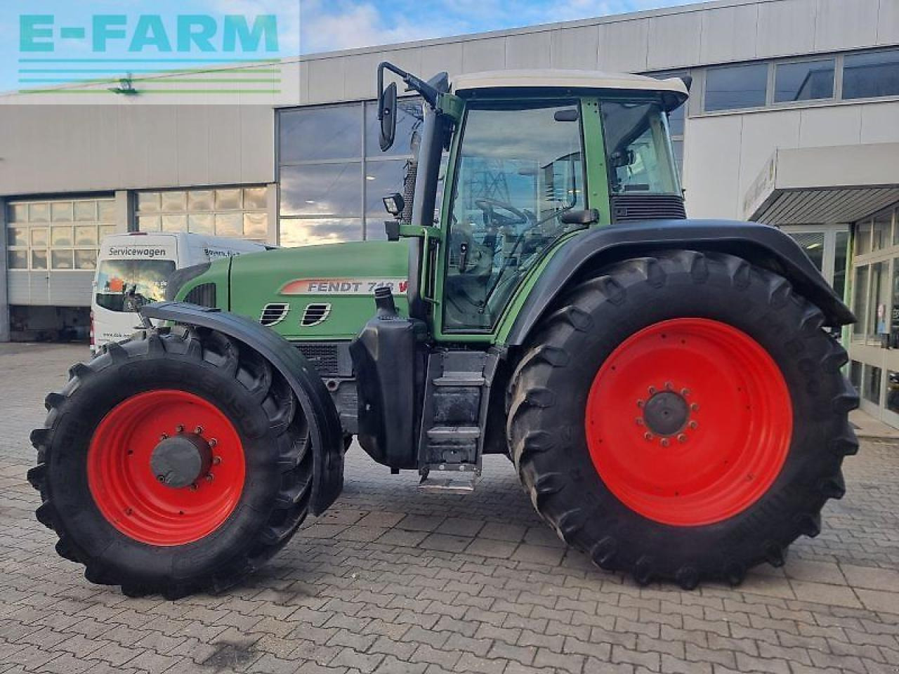 Fendt 718 vario comiii - Traktors: foto 4 Fendt 718 vario comiii - Traktors: foto 4
