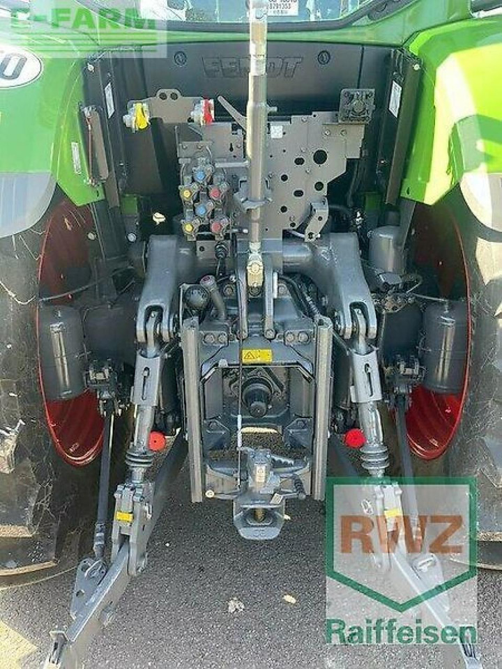 Fendt 724 gen6 profi plus - Traktors: foto 2 Fendt 724 gen6 profi plus - Traktors: foto 2