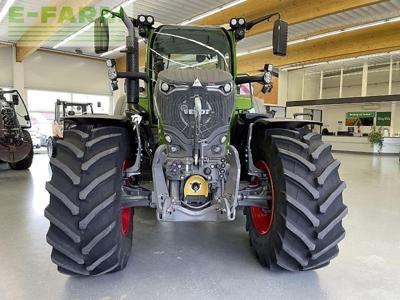 Fendt 724 gen7 profi plus setting2 - Traktors: foto 3 Fendt 724 gen7 profi plus setting2 - Traktors: foto 3