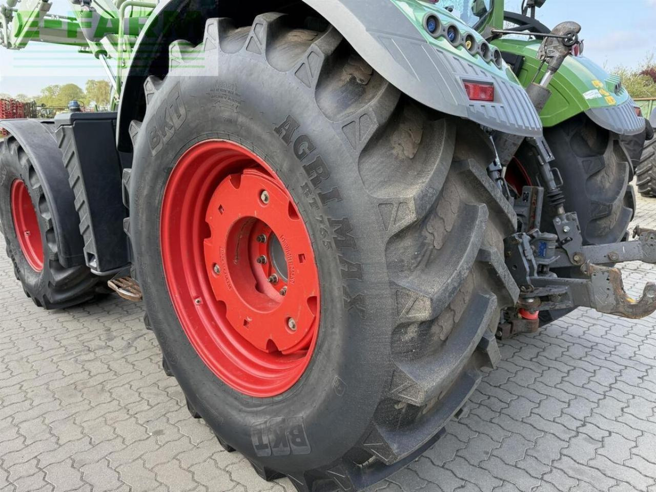 Traktors Fendt 724 power: foto 10