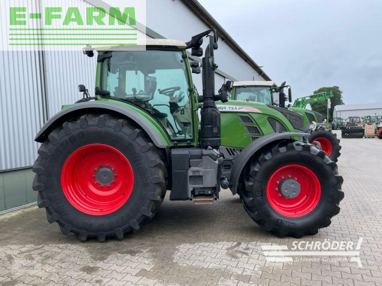 Fendt 724 s4 power plus rtk - Traktors: foto 2 Fendt 724 s4 power plus rtk - Traktors: foto 2
