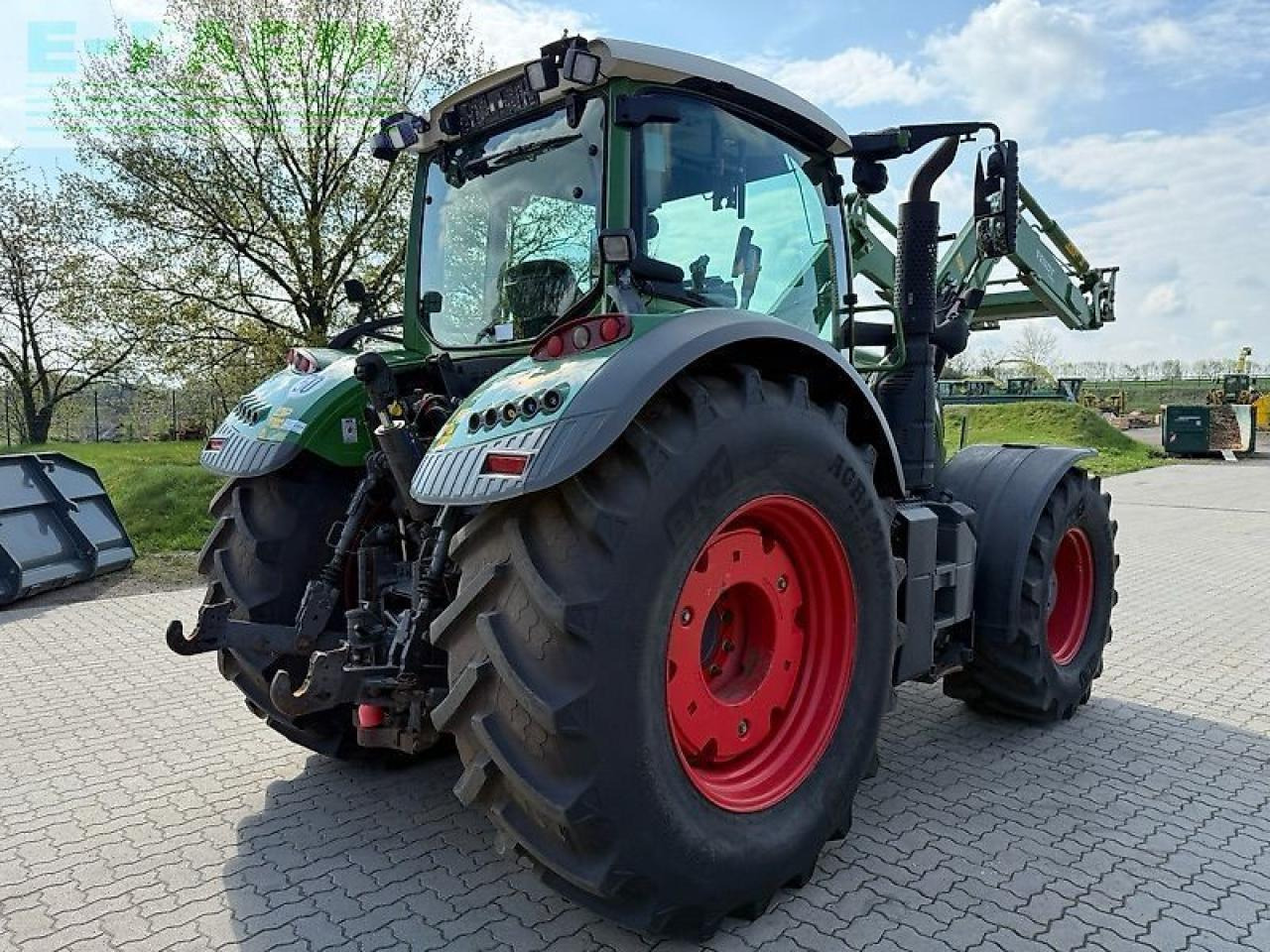 Fendt 724 vario - Traktors: foto 5 Fendt 724 vario - Traktors: foto 5