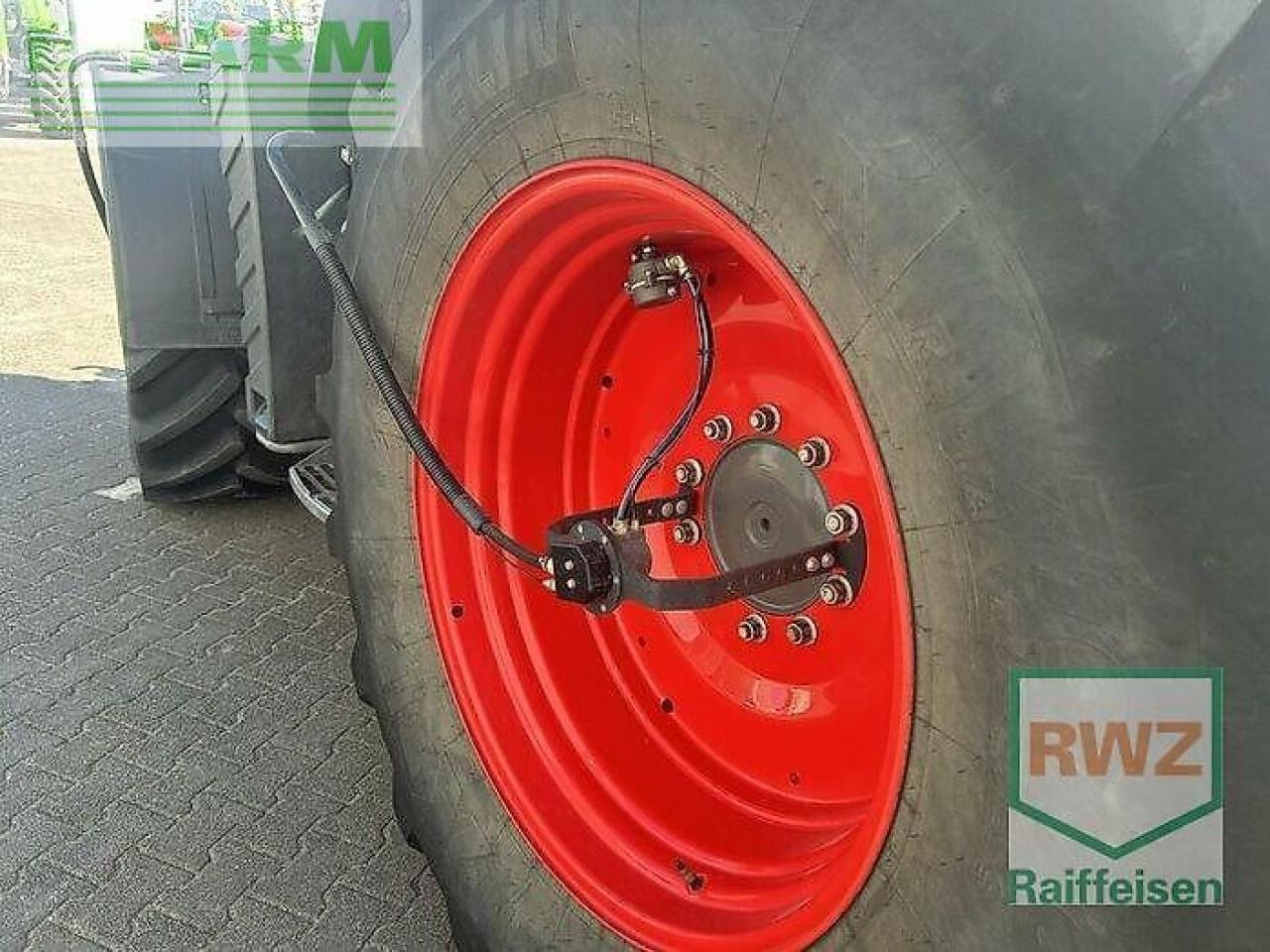 Fendt 724 vario gen6 profiplus ptg ProfiPlus - Traktors: foto 3 Fendt 724 vario gen6 profiplus ptg ProfiPlus - Traktors: foto 3