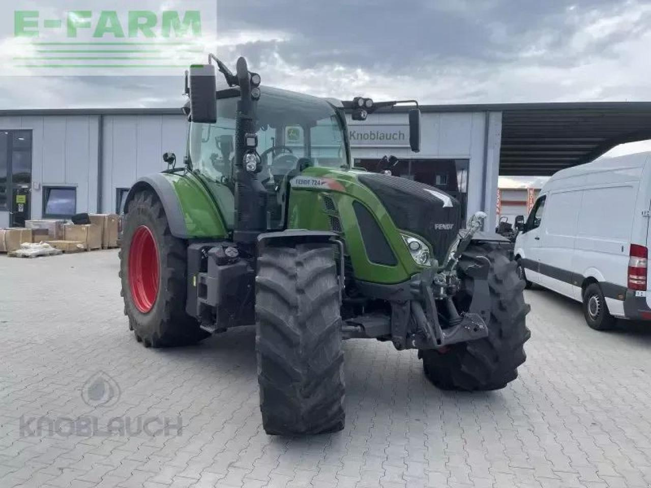 Fendt 724 vario profi Profi - Traktors: foto 1 Fendt 724 vario profi Profi - Traktors: foto 1