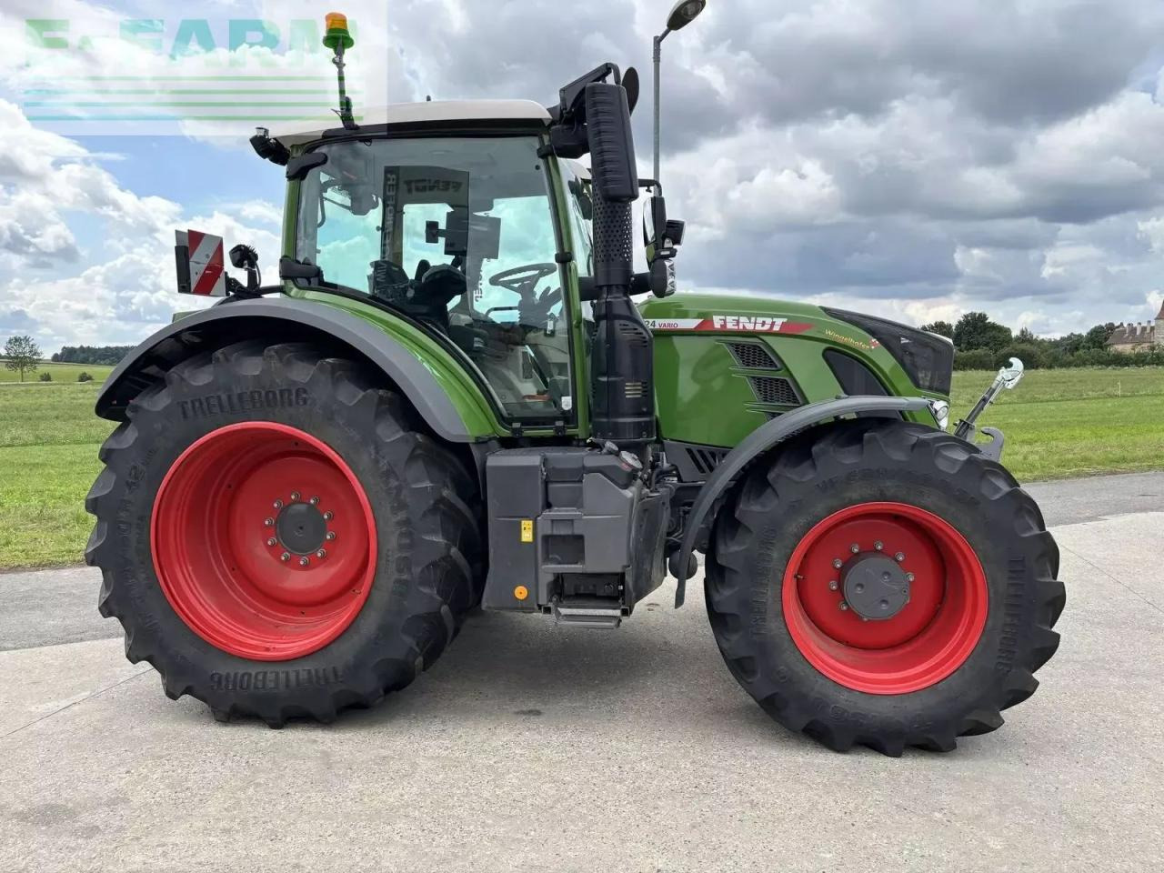 Fendt 724 vario profi+ - Traktors: foto 5 Fendt 724 vario profi+ - Traktors: foto 5