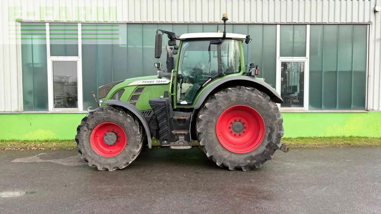 Fendt 724 vario s4 - Traktors: foto 2 Fendt 724 vario s4 - Traktors: foto 2