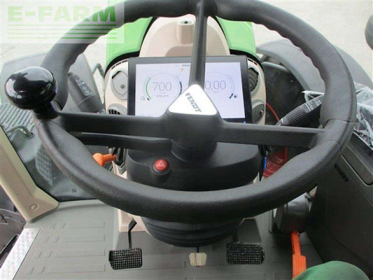 Traktors Fendt 728 vario gen7 profi plus ProfiPlus: foto 14 Traktors Fendt 728 vario gen7 profi plus ProfiPlus: foto 14