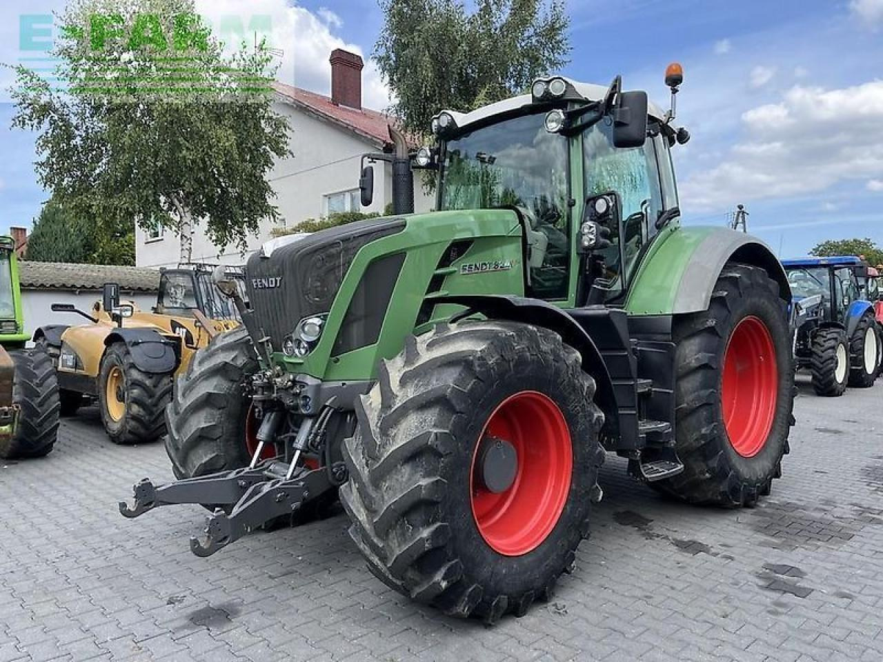 Fendt 824 vario - Traktors: foto 1 Fendt 824 vario - Traktors: foto 1