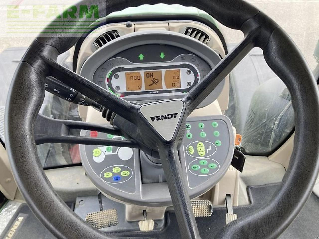Traktors Fendt 824 vario s4 profi plus ProfiPlus: foto 12