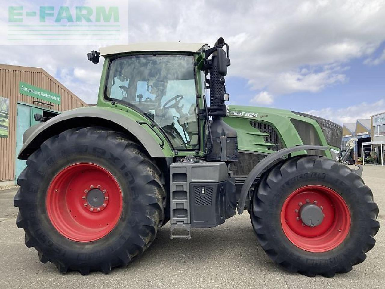 Traktors Fendt 824 vario s4 profi plus ProfiPlus: foto 6