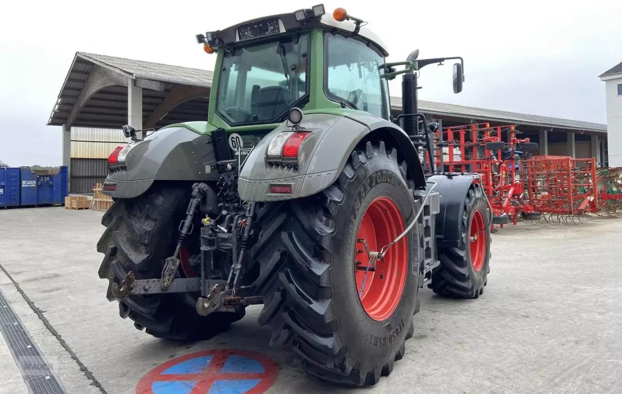 Fendt 828 vario + rüfa - Traktors: foto 5 Fendt 828 vario + rüfa - Traktors: foto 5