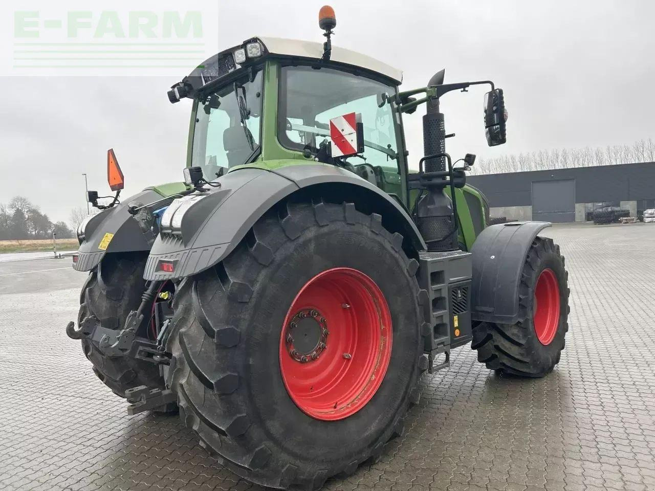 Fendt 828 vario s4 - Traktors: foto 4 Fendt 828 vario s4 - Traktors: foto 4