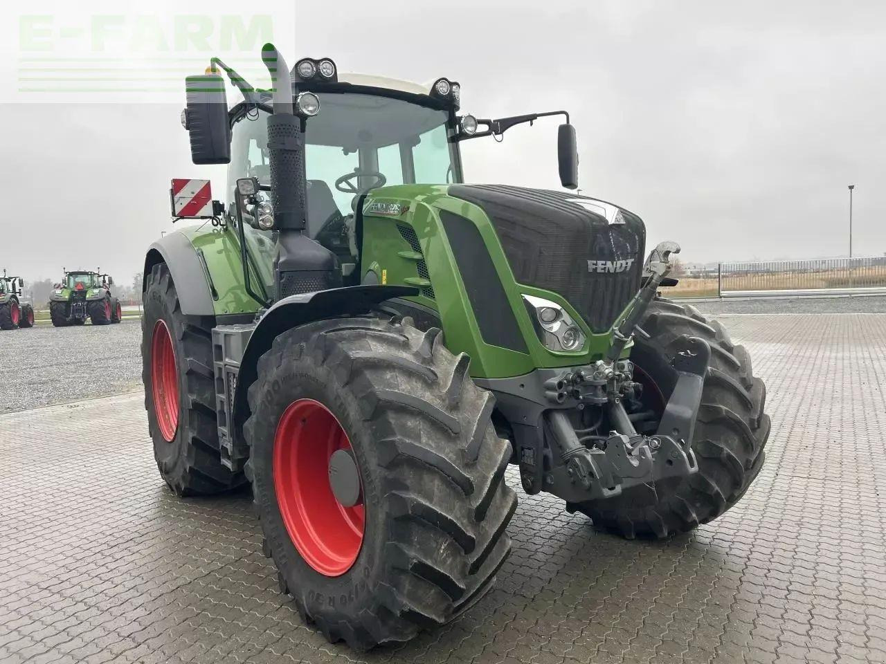 Fendt 828 vario s4 - Traktors: foto 3 Fendt 828 vario s4 - Traktors: foto 3