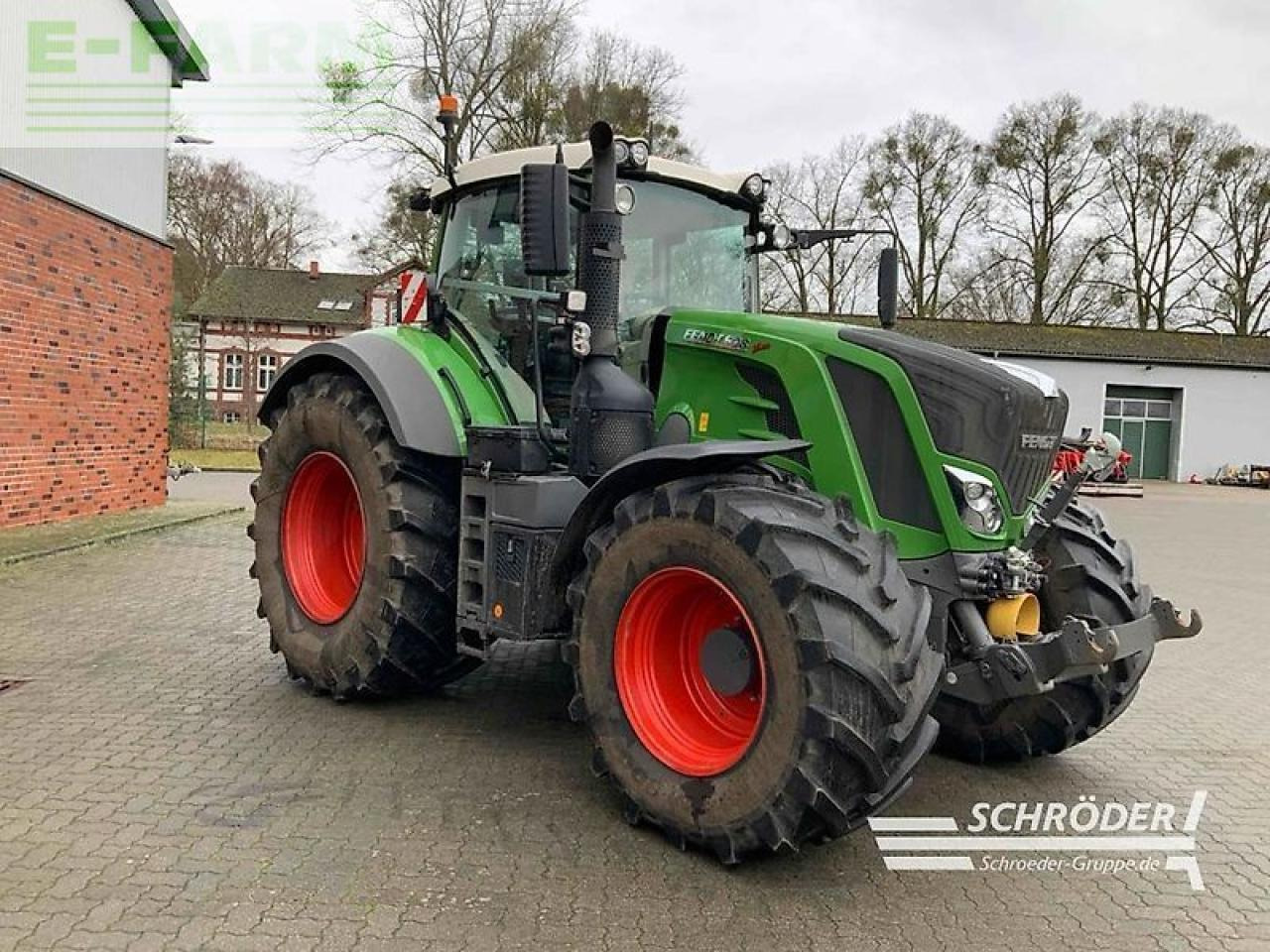 Fendt 828 vario s4 profi plus ProfiPlus - Traktors: foto 3 Fendt 828 vario s4 profi plus ProfiPlus - Traktors: foto 3