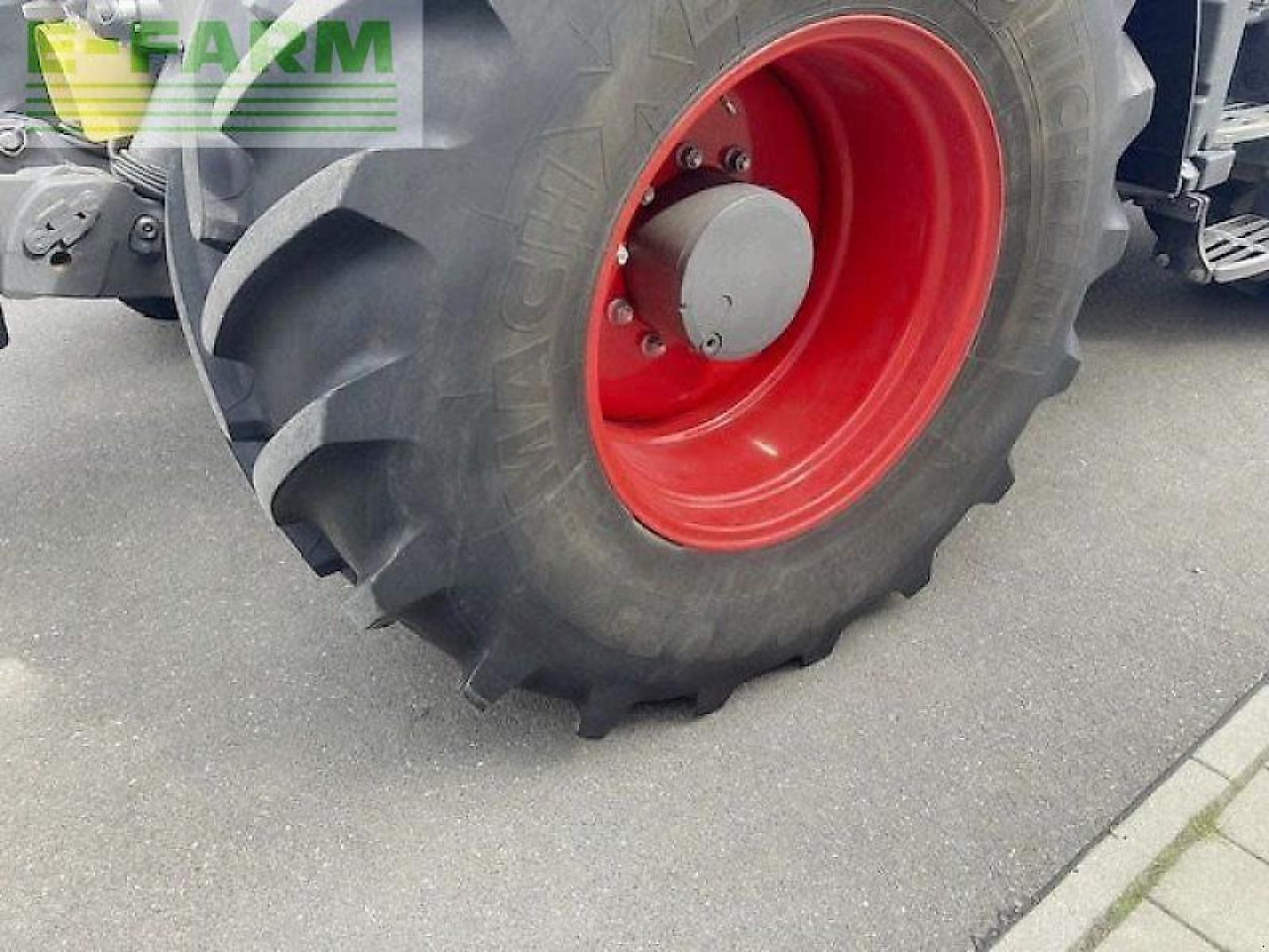 Fendt 828 vario s4 profi plus ProfiPlus - Traktors: foto 5 Fendt 828 vario s4 profi plus ProfiPlus - Traktors: foto 5