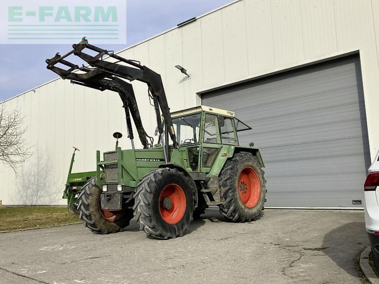 Fendt favorit 615 lsa - Traktors: foto 1 Fendt favorit 615 lsa - Traktors: foto 1
