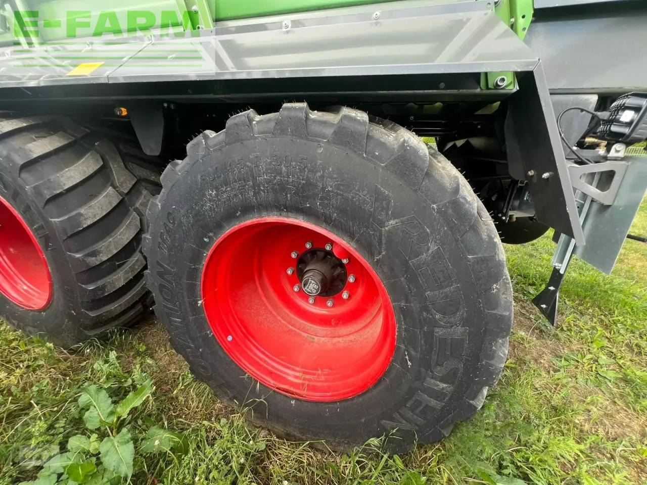 Fendt tigo 75 xr neu und unbenutzt - mit guter ausstattung und 3 dosierwalzen - Savācējpiekabe: foto 3 Fendt tigo 75 xr neu und unbenutzt - mit guter ausstattung und 3 dosierwalzen - Savācējpiekabe: foto 3