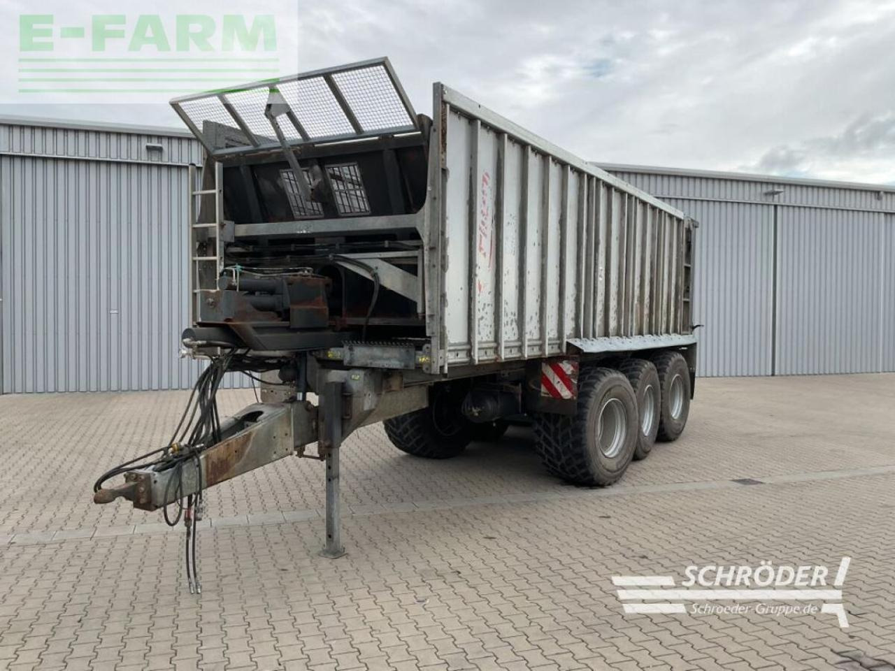 Fliegl asw 288 - Lauksaimniecības piekabe-pašizgāzējs: foto 1 Fliegl asw 288 - Lauksaimniecības piekabe-pašizgāzējs: foto 1