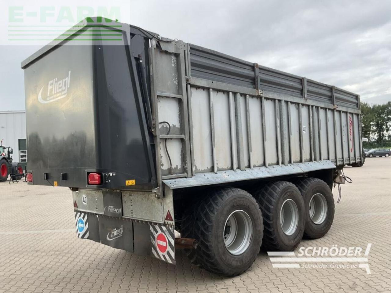 Fliegl asw 288 - Lauksaimniecības piekabe-pašizgāzējs: foto 3 Fliegl asw 288 - Lauksaimniecības piekabe-pašizgāzējs: foto 3