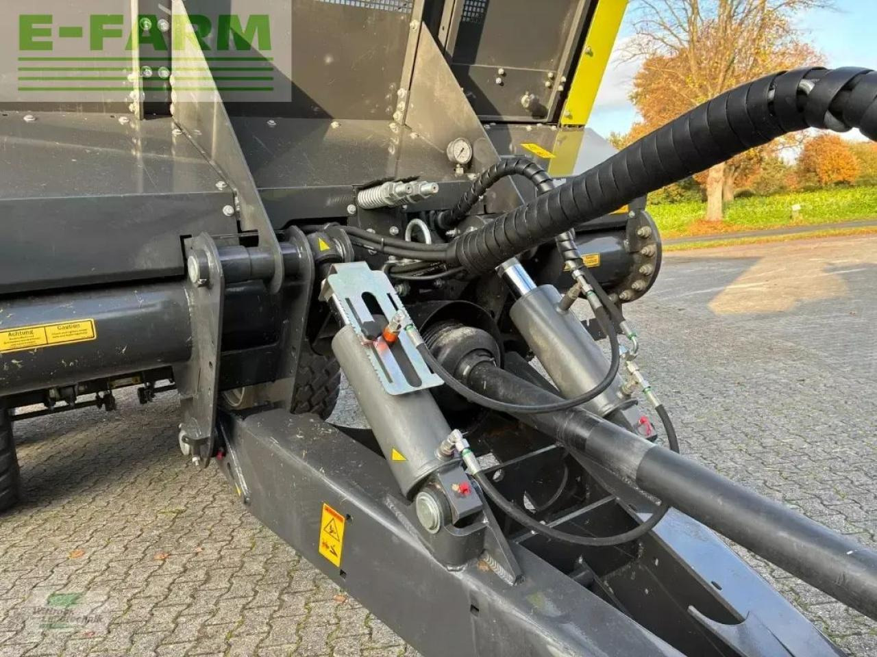 Fliegl cargos 750 trend - Lauksaimniecības piekabe-pašizgāzējs: foto 5 Fliegl cargos 750 trend - Lauksaimniecības piekabe-pašizgāzējs: foto 5