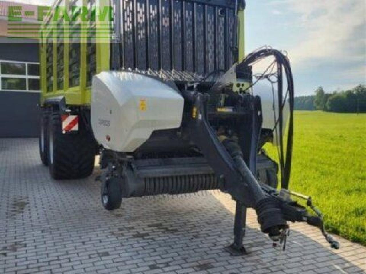 Fliegl cargos 8500 - Lauksaimniecības piekabe-pašizgāzējs: foto 1 Fliegl cargos 8500 - Lauksaimniecības piekabe-pašizgāzējs: foto 1