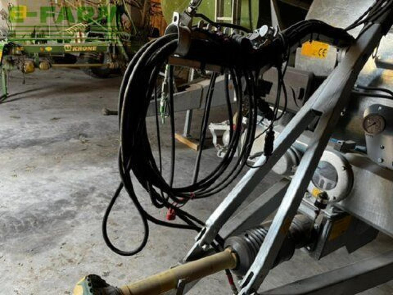 Fliegl pfw 12000 maxx-line - Šķidrmēslu muca: foto 3 Fliegl pfw 12000 maxx-line - Šķidrmēslu muca: foto 3