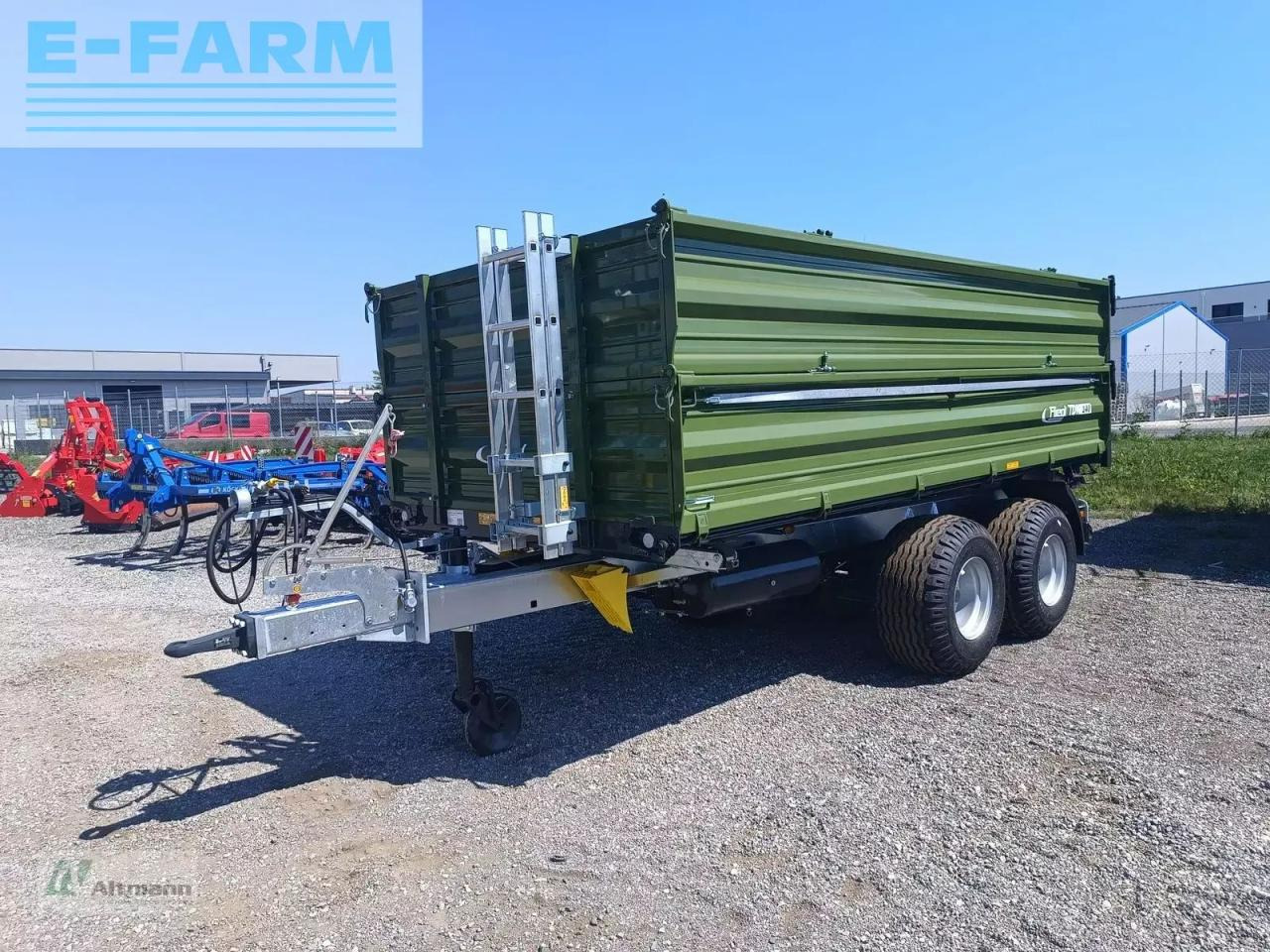 Fliegl tdk140 fox - Lauksaimniecības piekabe-pašizgāzējs: foto 1 Fliegl tdk140 fox - Lauksaimniecības piekabe-pašizgāzējs: foto 1