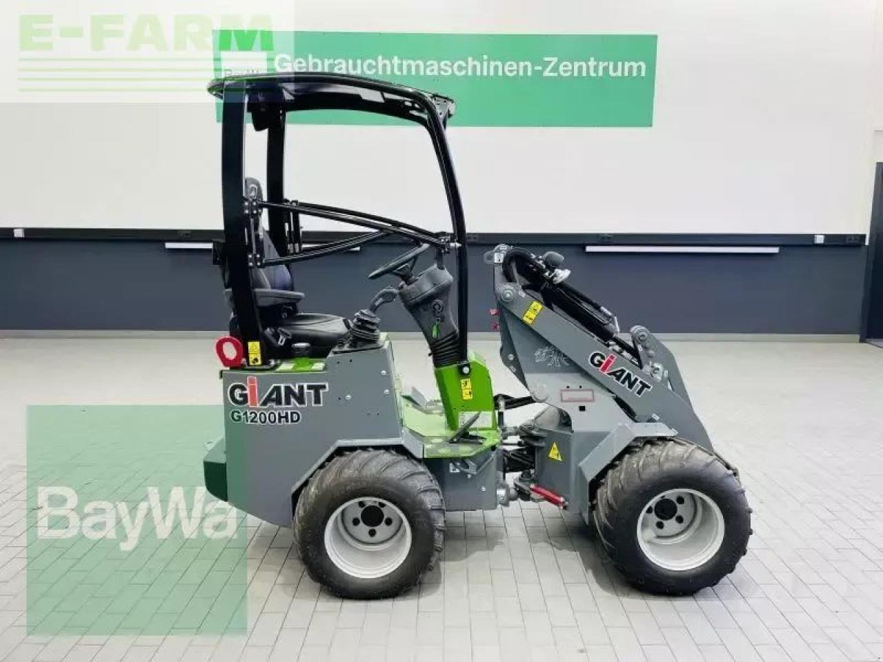 Giant g 1200 - Mini-ekskavators: foto 4 Giant g 1200 - Mini-ekskavators: foto 4